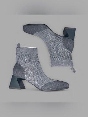 Vivaia Knit Sock Ankle Boots - Gray